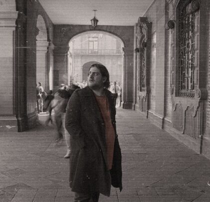 Max Kracer, el synthwave underground de la CDMX