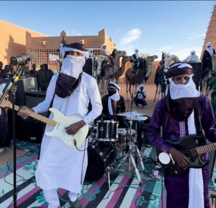 Mdou Moctar comparte 'The Agadez Folders: Live at Sultan's Palace'