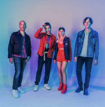 Metric estrena “Who Would You Be For Me”