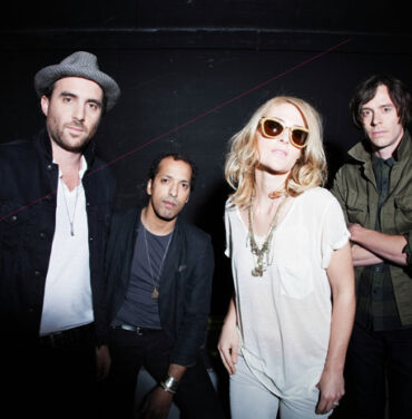 Entrevista con Emily Haines de Metric