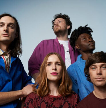 Metronomy coverea “Pienso en tu mirá” de Rosalía