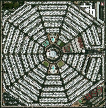 Escucha Strangers to Ourselves