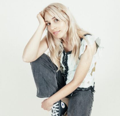 “Once Again”, el nuevo sencillo de MUNYA