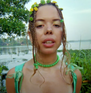 Nilüfer Yanya versiona “Rid of Me” de PJ Harvey