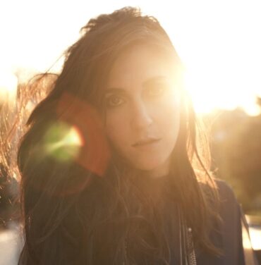 Nuevo material de Nite Jewel