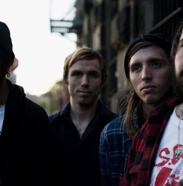 Nothing comparte video para 