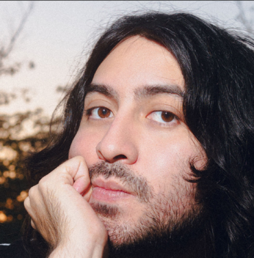 Noventa Mundos estrena “Valiente”