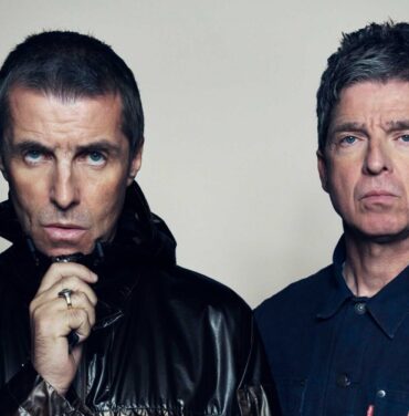 Muere hombre al caer durante concierto de Oasis