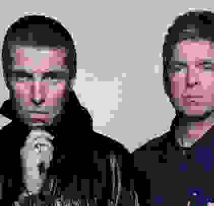 Muere hombre al caer durante concierto de Oasis