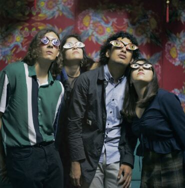 Parque de Cometas lanza el video de “Réplica”