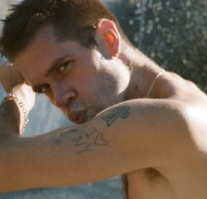 Porches comparte el video de “I Miss That”