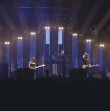 Disfruta de un mini documental de The Postal Service