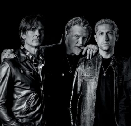 Queens of the Stone Age tocará en las Catacumbas de París