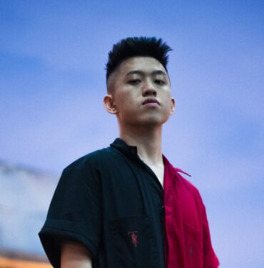 Rich Brian presenta su nuevo single, “Sydney”