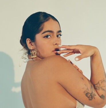 riela y el sonido del r&b latino