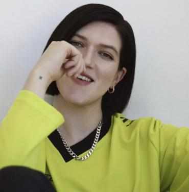 Romy anuncia 'Mid Air', su álbum debut como solista