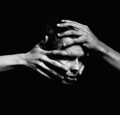 Jónsi lanza “Salt Licorice” junto a Robyn