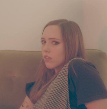 Soccer Mommy estrena “Blossom” y “Be Seeing You”