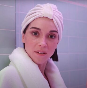 St. Vincent presenta 'Shower Sessions'