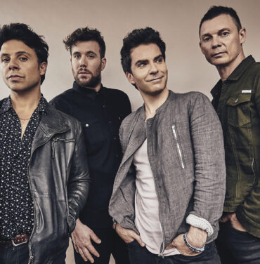 Stereophonics anuncia nuevo álbum de aniversario, ‘Oochya!’