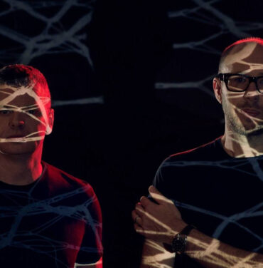 The Chemical Brothers presenta “The Darkness You Fear”