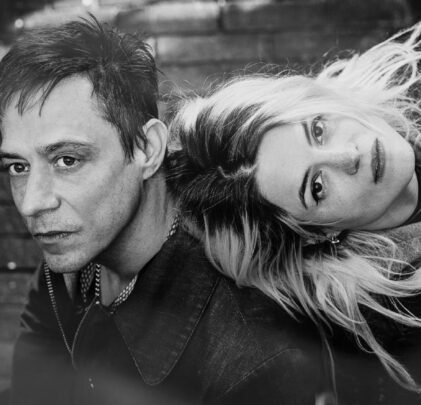 Celebra con The Kills y participa en su concurso