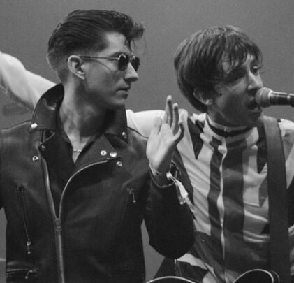 The Last Shadow Puppets en el Pepsi Center