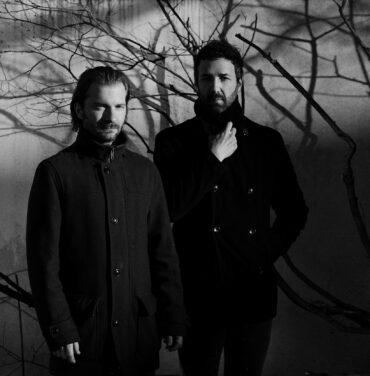 Hipnotízate con la profundidad experimental de The Furniture