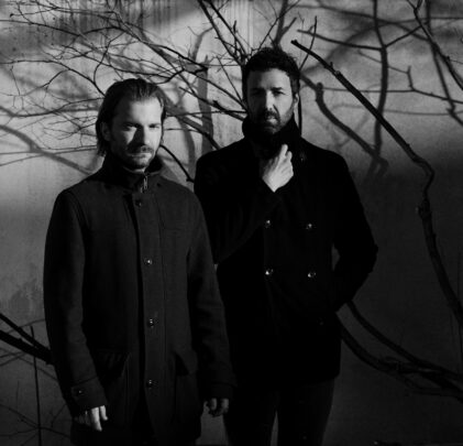 Hipnotízate con la profundidad experimental de The Furniture