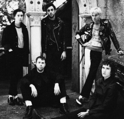 The Neighbourhood estrena rola