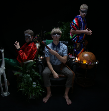 PREMIERE: ticktock estrena video: 