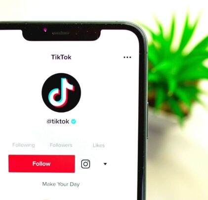 El Ritmo de TikTok: descubre los artistas y canciones que dominaron el 2023