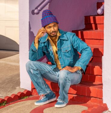 Toro y Moi comparte disco instrumental de aniversario 