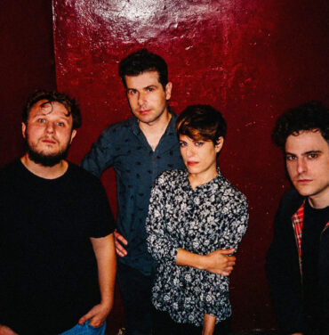 Entrevista con Triángulo de Amor Bizarro