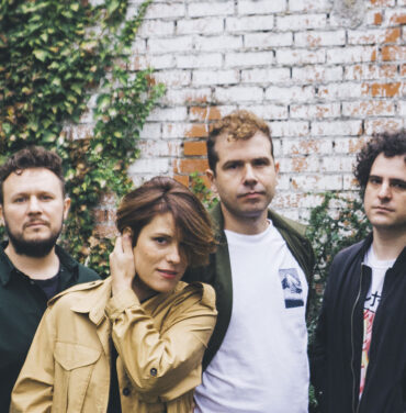 Triángulo de Amor Bizarro comparte “Ruptura”