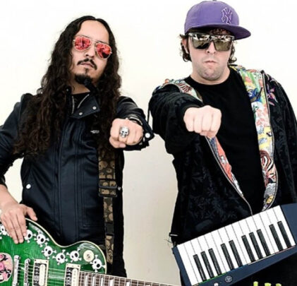 Tropikal Forever en concierto en el Foro Indie Rocks!