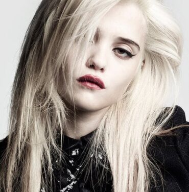 Listo el álbum debut de Sky Ferreira