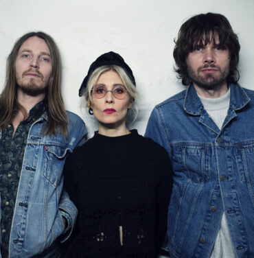 ViVii estrena “Miles to Go” y versión extendida de ‘Mondays’