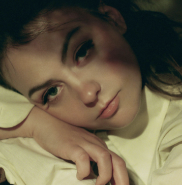 Angel Olsen estrena “All the Good Times” y anuncia nuevo álbum