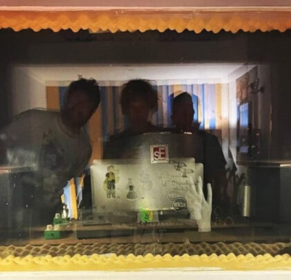 “Nada Es Real”, lo nuevo de iiis