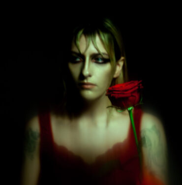 Laurence-Anne nos regala “Flores”