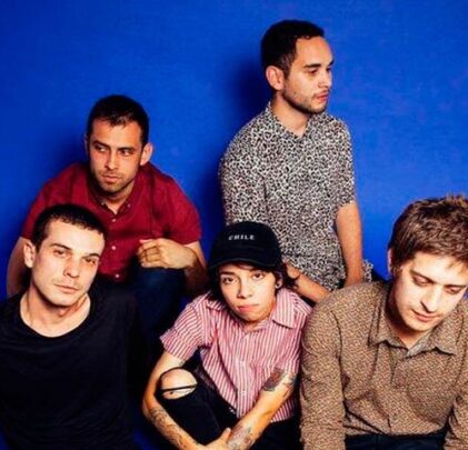 Vaya Futuro estrena video