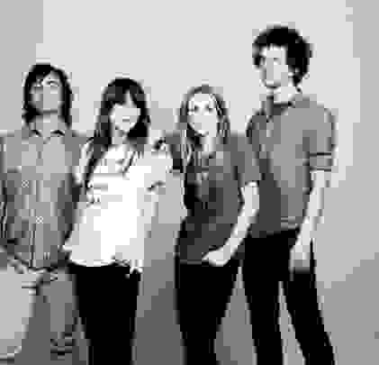 Veruca Salt con disco después de 20 años