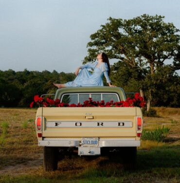 Waxahatchee anuncia livestream de aniversario del 'Saint Cloud'