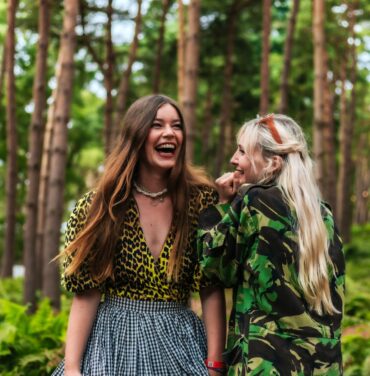 Wet Leg versiona “Material Girl” de Madonna