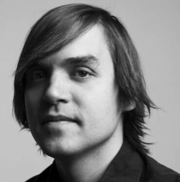 Will Butler comparte otra canción inspirada en el periódico The Guardian