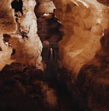 Zola Jesús — Arkhon