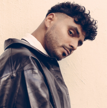 Álvaro Díaz estrena su canción, “Ramona Flowers”